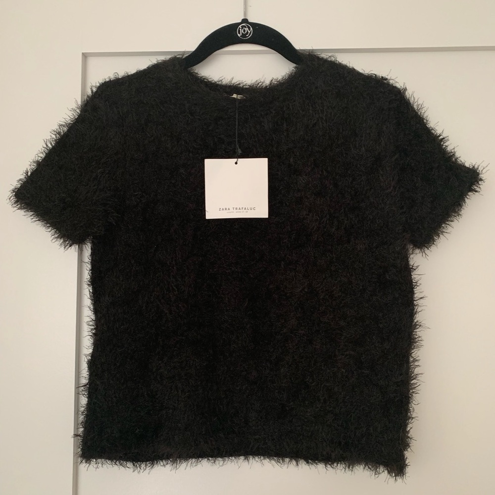 NWT Zara Trafauluc black faux fur top